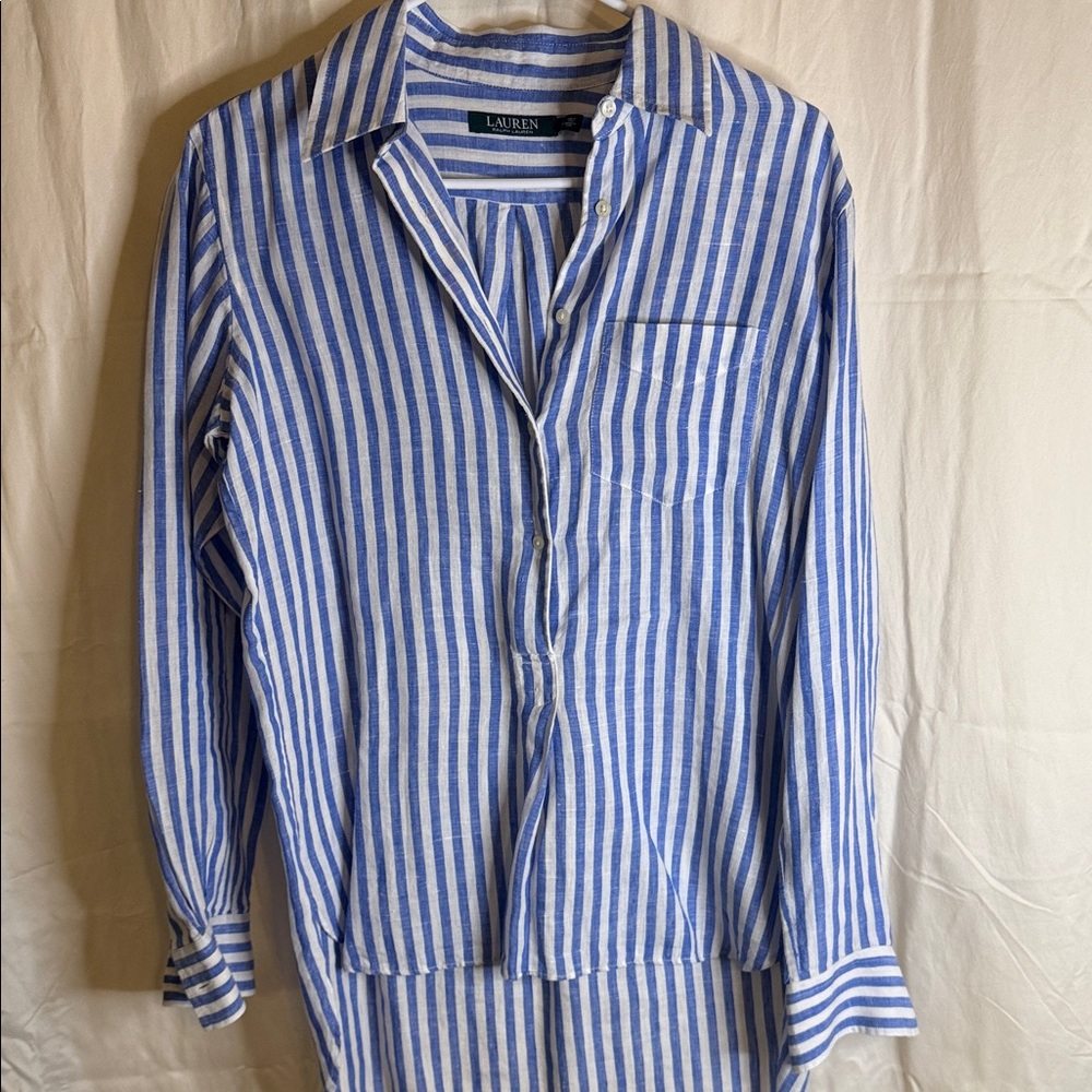 Lauren Ralph Lauren Blue and White Striped Casual Button-Down Shirt